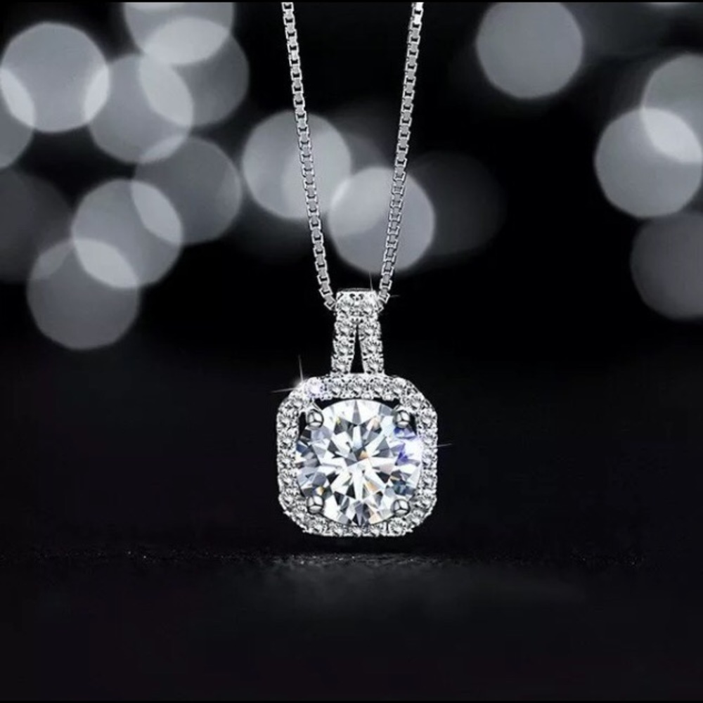 2ct Round Zirconia Pendant Necklace